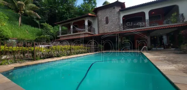 Fazenda / Sítio / Chácara com 4 Quartos à venda, 649m² no 9 de Abril, Barra Mansa