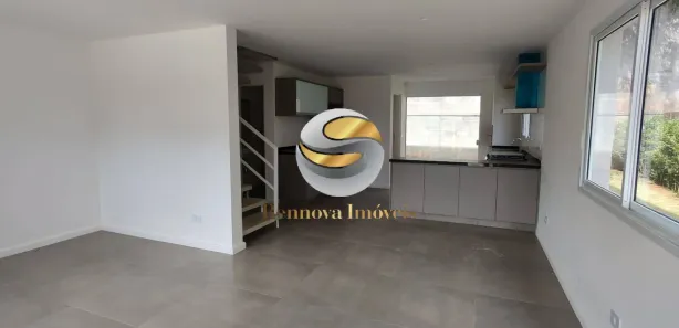 Casa de Condomínio com 3 Quartos para alugar, 140m² no Jardim Pioneiro, Cotia