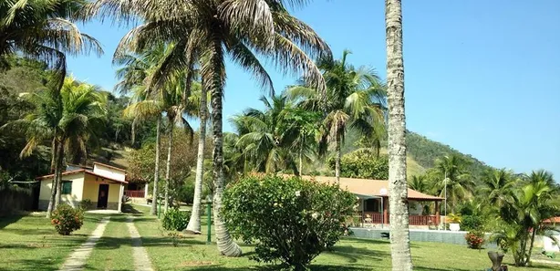 Fazenda / Sítio / Chácara com 4 Quartos à venda, 200m² no Rio Seco (Bacaxá), Saquarema