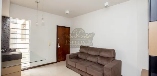 Apartamento com 2 Quartos para alugar, 52m² no Centro, Curitiba