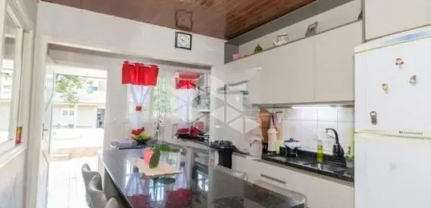 Casa com 3 Quartos à venda, 200m² no Niterói, Canoas