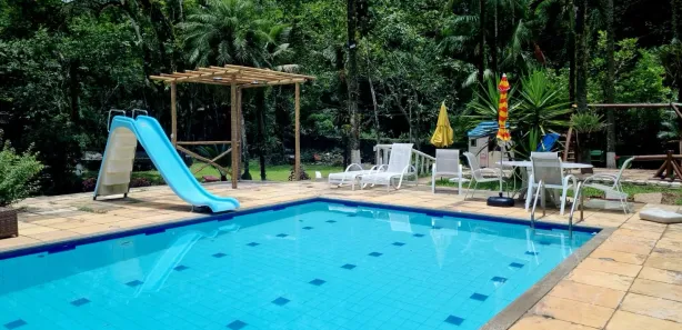 Casa de Condomínio com 3 Quartos à venda, 450m² no Corujas, Guapimirim