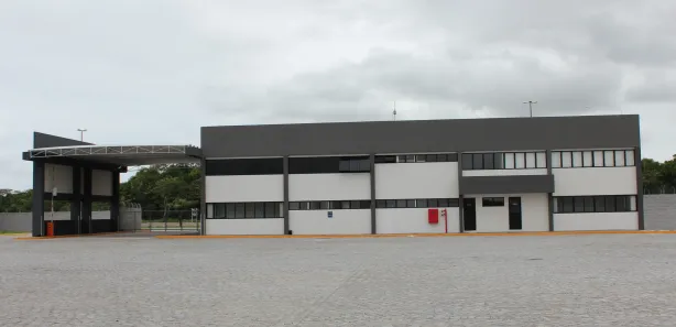 Galpão / Depósito / Armazém para venda ou aluguel, 56798m² no Bairro Sinagoga (Tamoios), Cabo Frio
