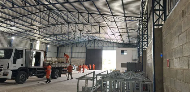Galpão / Depósito / Armazém para alugar, 2900m² no Piracangaguá, Taubaté