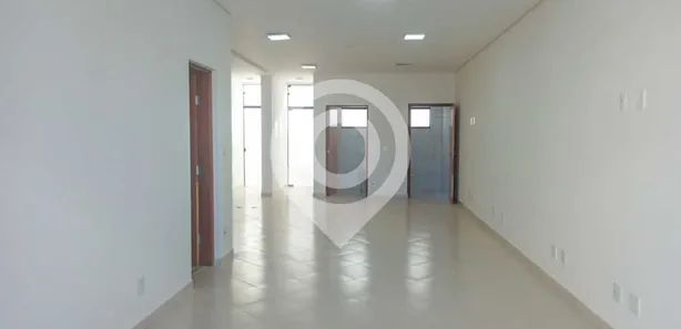 Conjunto Comercial / Sala para alugar, 60m² no Jardim de Lucca, Itatiba