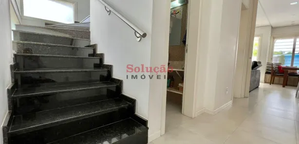 Sobrado com 3 Quartos à venda, 123m² no Niterói, Canoas
