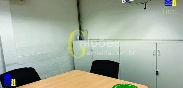 Galpão / Depósito / Armazém para alugar, 1650m² no Piratininga, Osasco