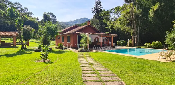 Fazenda / Sítio / Chácara com 4 Quartos à venda, 6000m² no Posse, Petrópolis