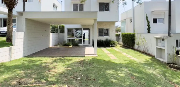 Casa de Condomínio com 3 Quartos para venda ou aluguel, 167m² no Jardim Pioneiro, Cotia