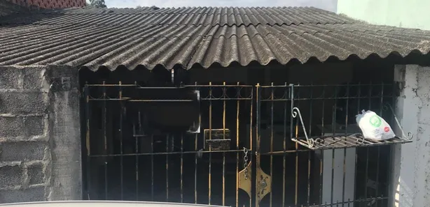 Casa com 2 Quartos à venda, 85m² no Centro, Embu das Artes