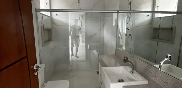 Casa com 3 Quartos para alugar, 213m² no Esplanada, Governador Valadares