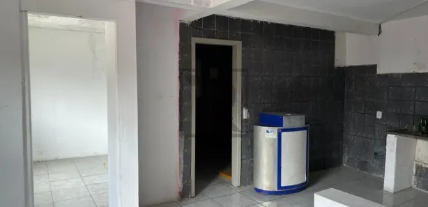 Loja / Salão / Ponto Comercial à venda, 666m² no Jardim Jacira, Itapecerica da Serra