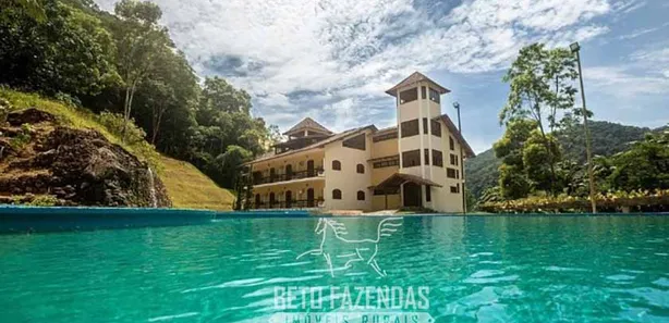 Fazenda / Sítio / Chácara à venda, 960000m² no Área Rural de Macaé, Macaé
