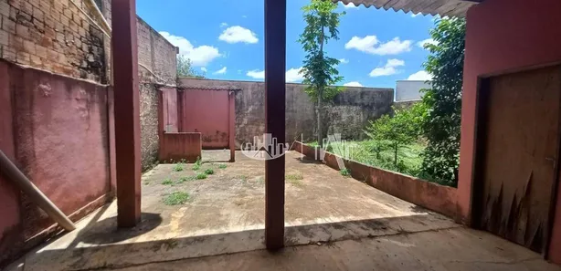 Conjunto Comercial / Sala para alugar, 90m² no Jardim Riviera, Cambé