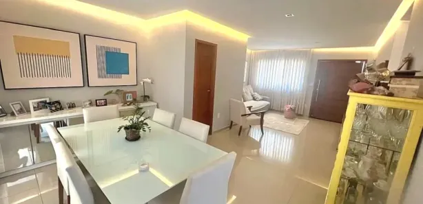 Sobrado com 4 Quartos à venda, 270m² no Morada da Colina, Resende