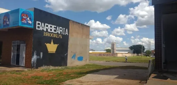 Galpão / Depósito / Armazém à venda, 100m² no Samambaia Sul, Brasília