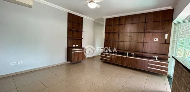 Fazenda / Sítio / Chácara com 2 Quartos à venda, 290m² no Chácara Lucília, Americana