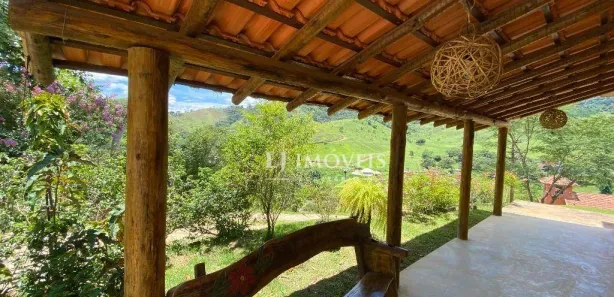 Fazenda / Sítio / Chácara com 4 Quartos à venda, 450m² no Pedro do Rio, Petrópolis