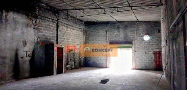 Loja / Salão / Ponto Comercial para alugar, 180m² no Vila Andeyara, Ferraz de Vasconcelos