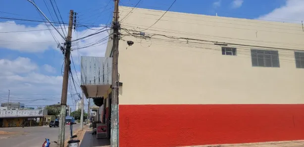 Prédio Inteiro com 1 Quarto à venda, 250m² no Ceilândia Norte, Brasília