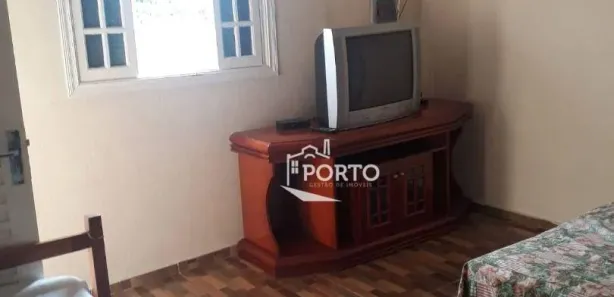 Fazenda / Sítio / Chácara com 2 Quartos à venda, 250m² no Centro (Tupi), Piracicaba