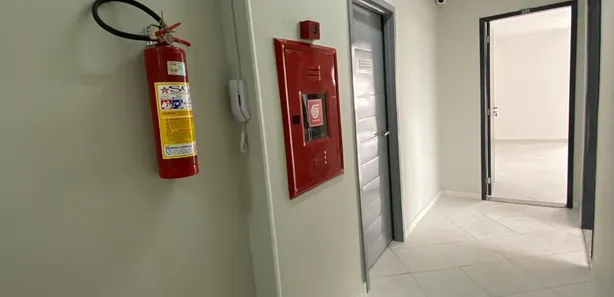 Prédio Inteiro para alugar, 24m² no Chácaras Arcampo, Duque de Caxias