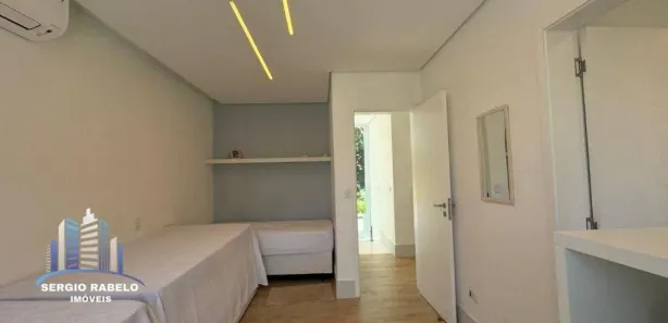 Casa de Condomínio com 4 Quartos para alugar, 240m² no Balneário Praia do Pernambuco, Guarujá