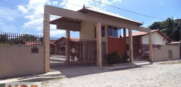 Casa de Condomínio com 2 Quartos para alugar, 60m² no Itapoã, Caucaia