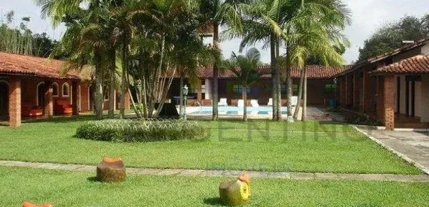 Fazenda / Sítio / Chácara com 9 Quartos à venda, 1300m² no Itapema, Guararema