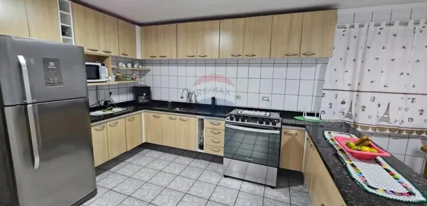 Sobrado com 3 Quartos para alugar, 260m² no Jardim Olinda, Mauá