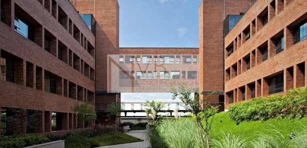 Conjunto Comercial / Sala para alugar, 82m² no Jardim Lambreta, Cotia