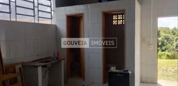 Galpão / Depósito / Armazém para alugar, 300m² no Arruda, Colombo