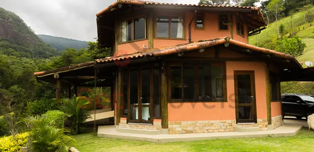 Casa com 3 Quartos à venda, 170m² no Samambaia, Petrópolis