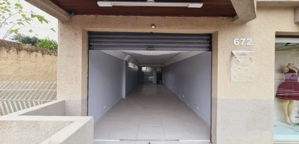 Loja / Salão / Ponto Comercial para alugar, 48m² no Vila Izabel, Curitiba