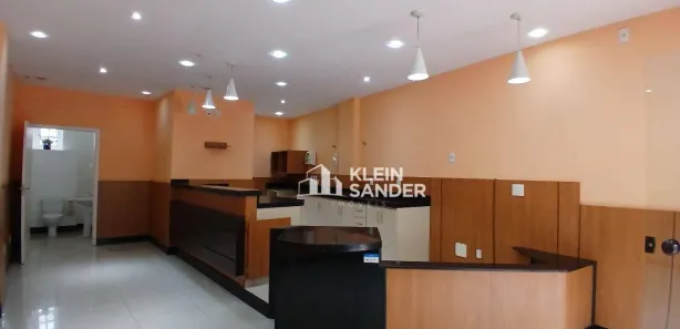 Loja / Salão / Ponto Comercial à venda, 68m² no Centro, Nova Friburgo