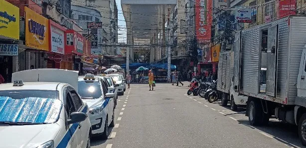 Loja / Salão / Ponto Comercial à venda, 180m² no Centro, Nilópolis