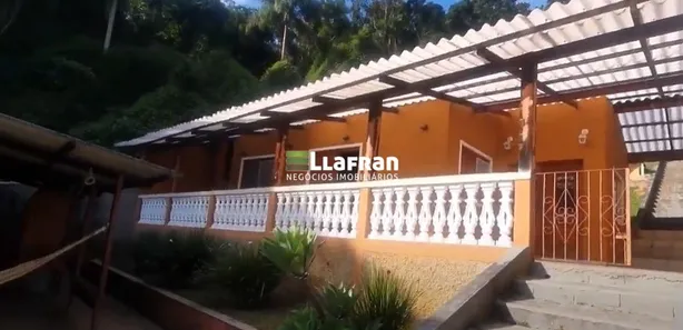 Fazenda / Sítio / Chácara com 2 Quartos à venda, 246m² no Itaquaciara, Itapecerica da Serra