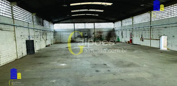 Galpão / Depósito / Armazém para alugar, 790m² no Piratininga, Osasco