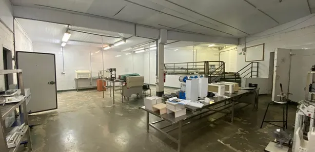 Galpão / Depósito / Armazém para venda ou aluguel, 2276m² no Centro (São João Novo), São Roque
