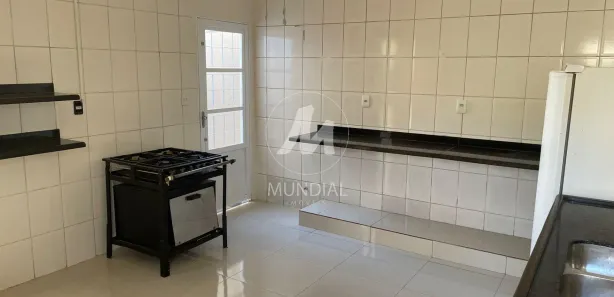 Loja / Salão / Ponto Comercial à venda, 287m² no , Brodowski