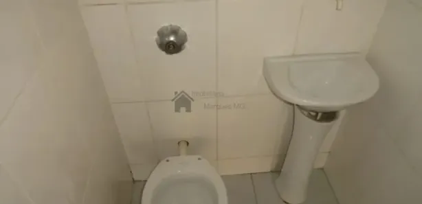 Loja / Salão / Ponto Comercial à venda, 68m² no Niterói, Betim