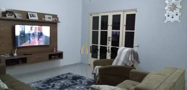 Casa com 2 Quartos à venda, 205m² no São Luiz, Itu