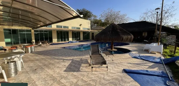 Fazenda / Sítio / Chácara com 8 Quartos para alugar, 600m² no , Hidrolândia