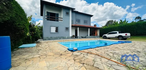Fazenda / Sítio / Chácara com 3 Quartos à venda, 1200m² no Zona Rural, Mairinque