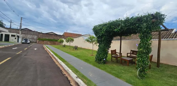 Casa de Condomínio com 2 Quartos à venda, 65m² no Morada Verde, Campo Grande