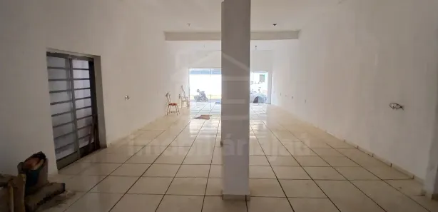Loja / Salão / Ponto Comercial à venda, 220m² no Chácara Braz Miraglia, Jaú
