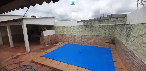 Casa com 4 Quartos à venda, 230m² no , Abadia de Goiás