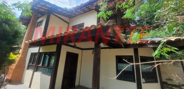 Sobrado com 3 Quartos à venda, 250m² no Caraguatá, Mairiporã