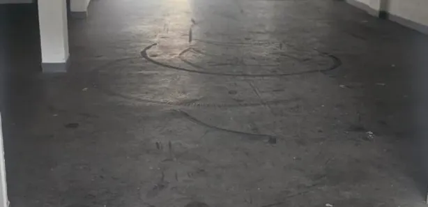 Loja / Salão / Ponto Comercial para alugar, 100m² no Corrêas, Petrópolis