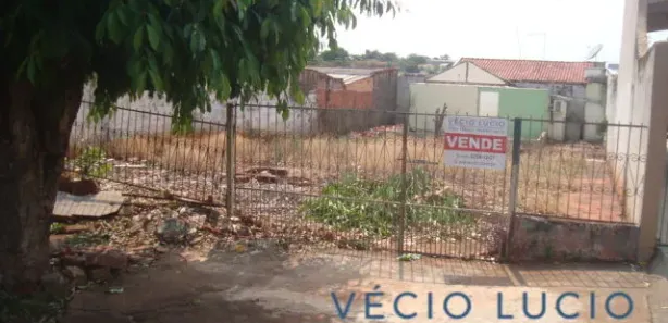 Terreno / Lote / Condomínio à venda, 250m² no Centro, Ibiporã